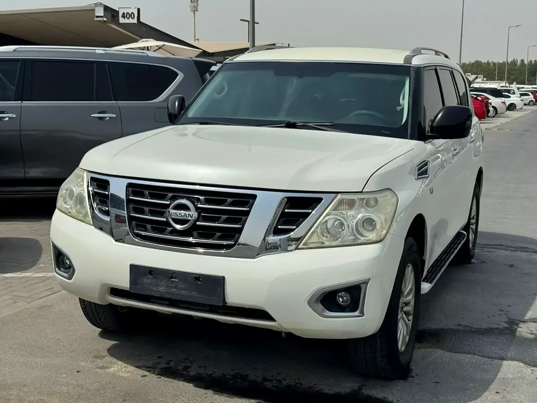 Nissan Patrol 5.6 AT (405 حصان) - 3