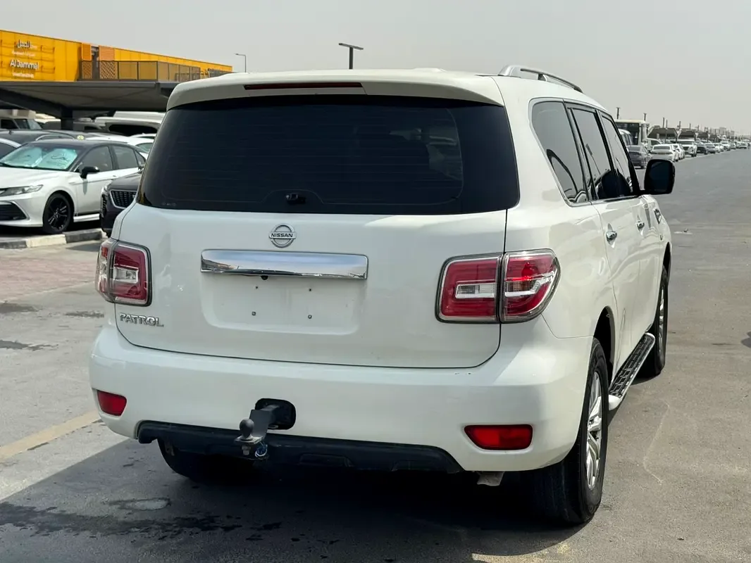Nissan Patrol 5.6 AT (405 حصان) - 6