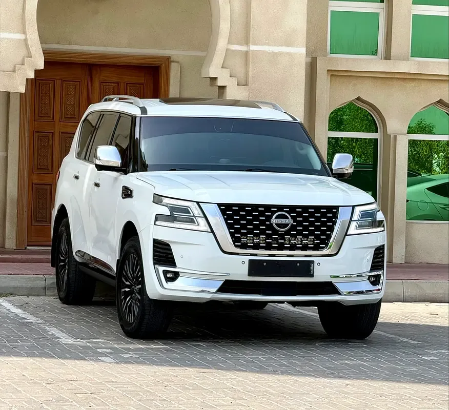 Nissan Patrol 5.6 AT (405 hp)