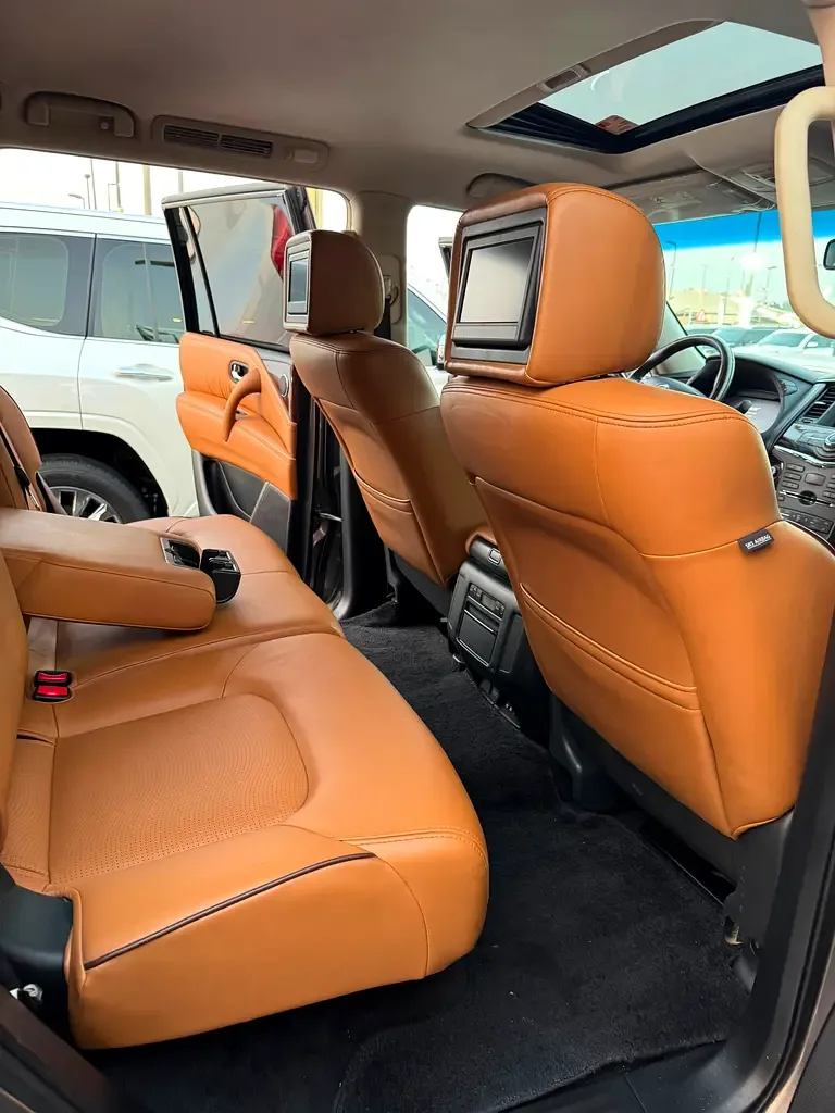 Nissan Patrol 5.6 AT (405 hp) - 14