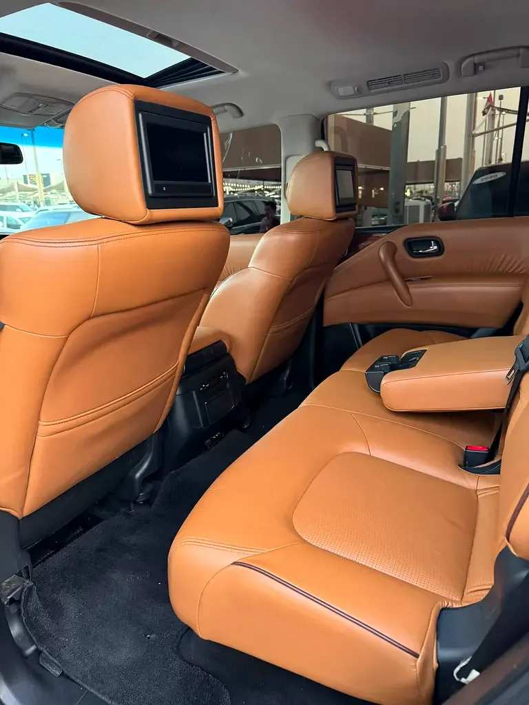 Nissan Patrol 5.6 AT (405 hp) - 15