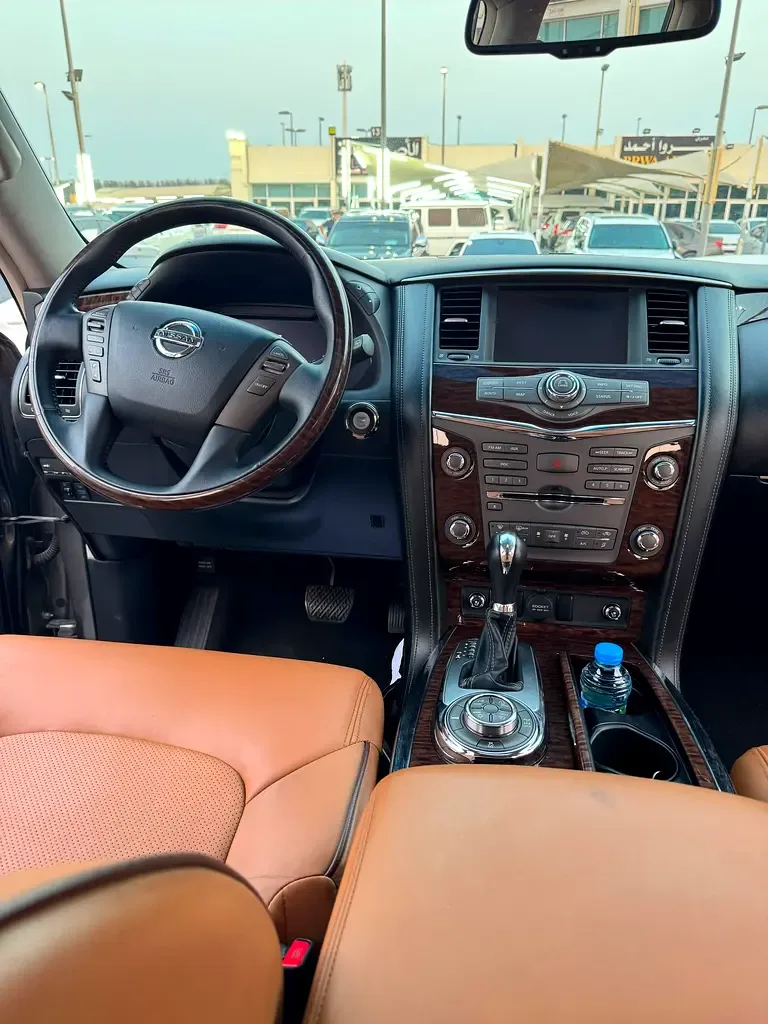 Nissan Patrol 5.6 AT (405 hp) - 17