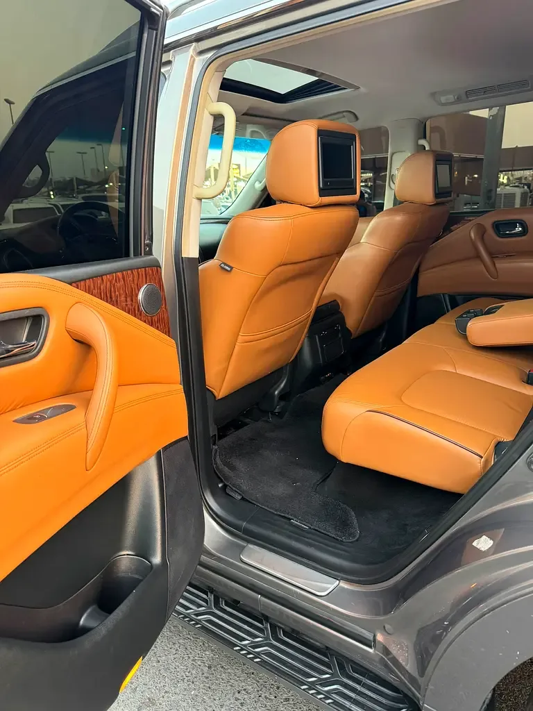 Nissan Patrol 5.6 AT (405 hp) - 19