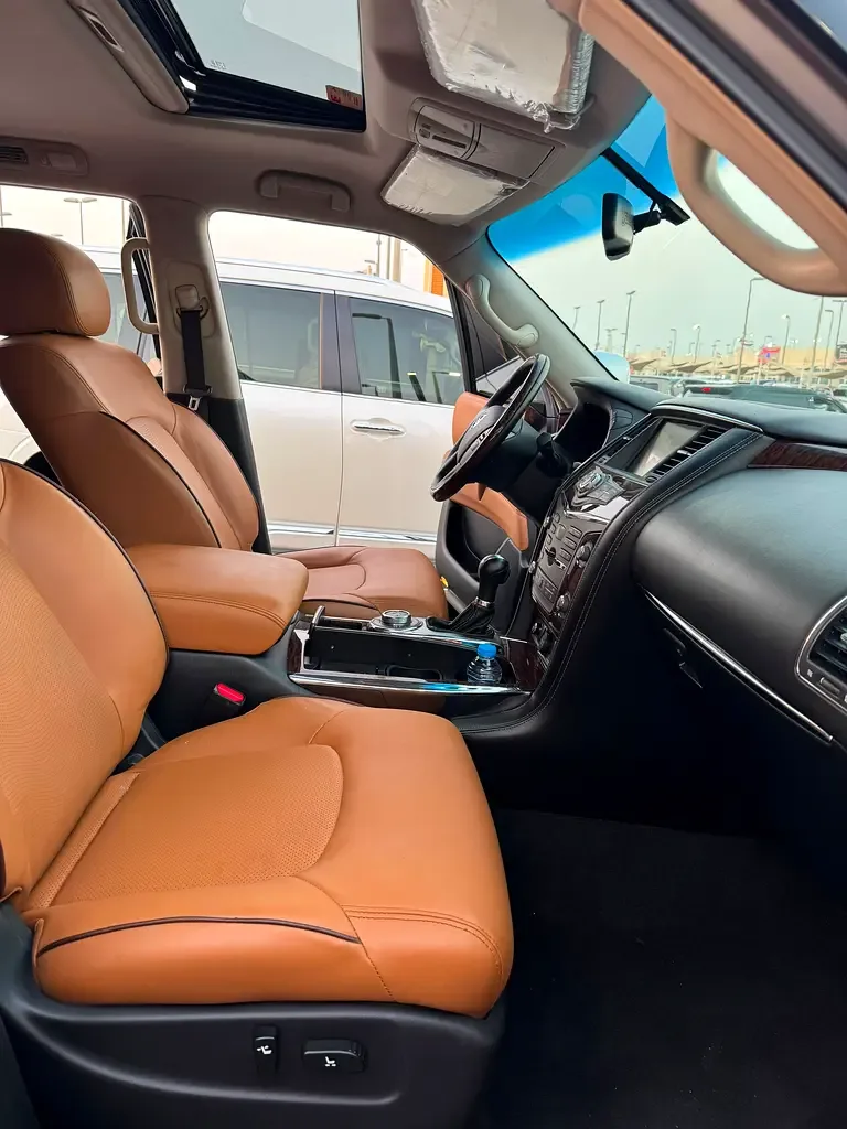 Nissan Patrol 5.6 AT (405 hp) - 16