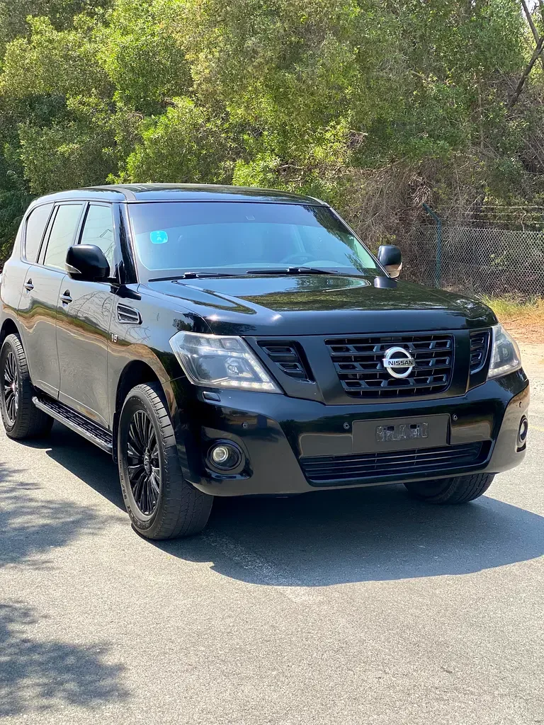 Nissan Patrol 5.6 AT (405 hp)