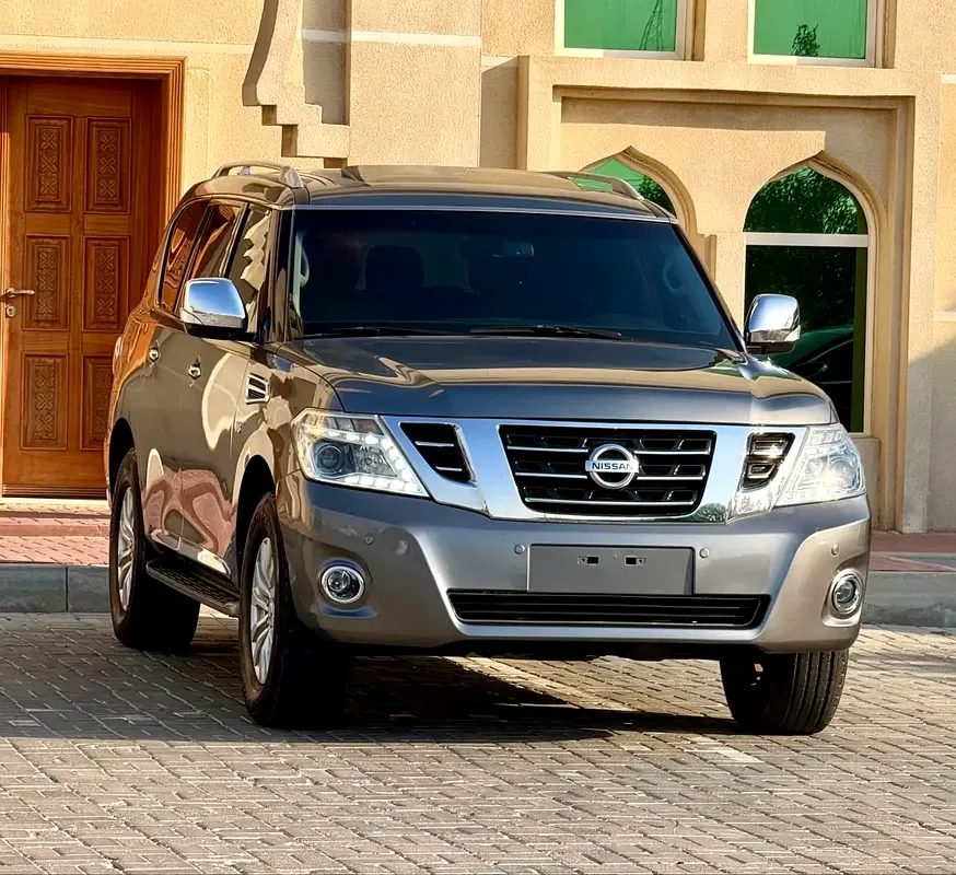Nissan Patrol 5.6 AT (405 hp)