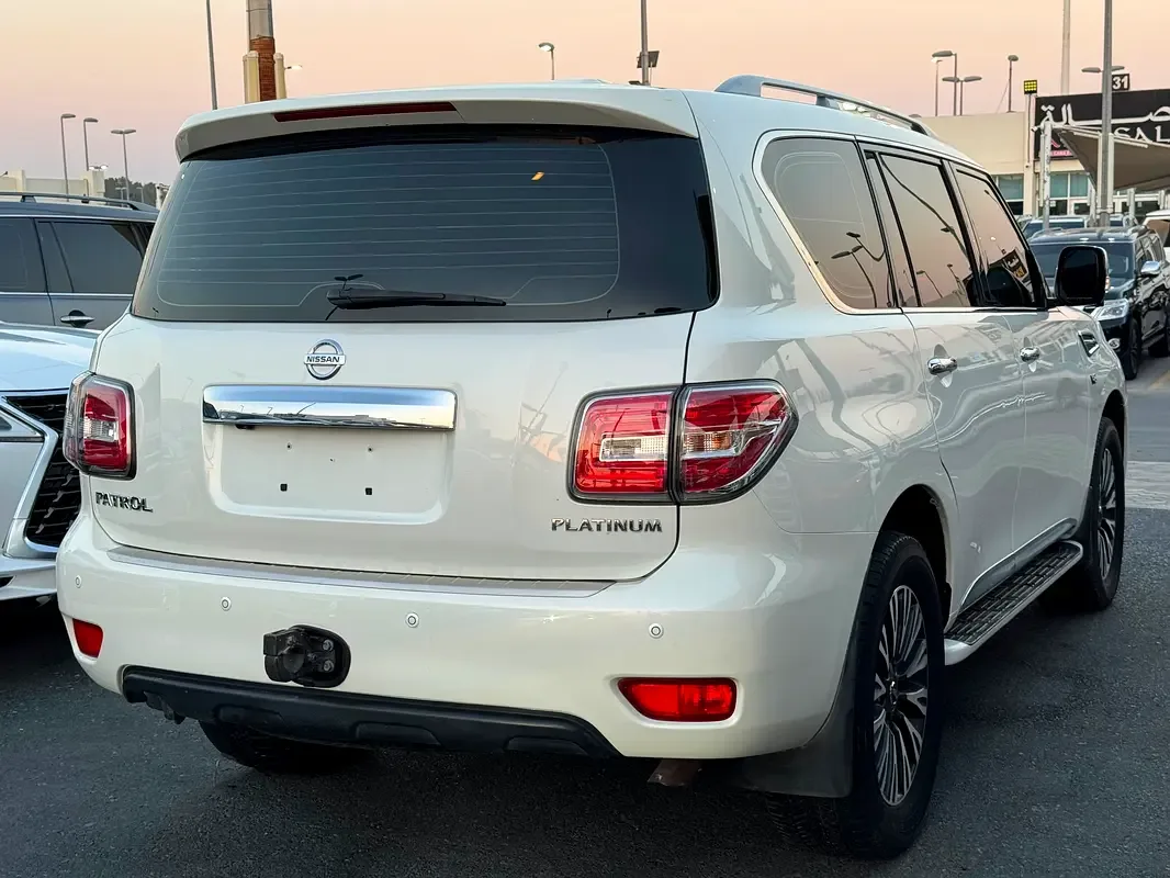 Nissan Patrol 5.6 AT (405 حصان) - 3
