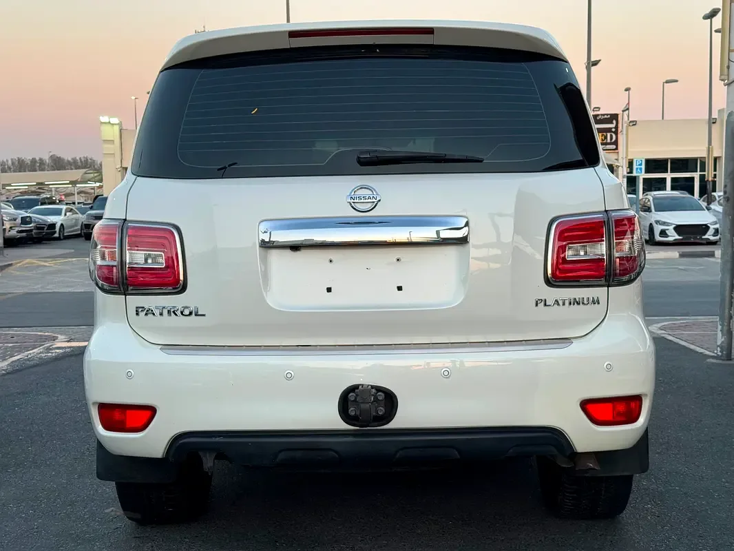 Nissan Patrol 5.6 AT (405 حصان) - 4