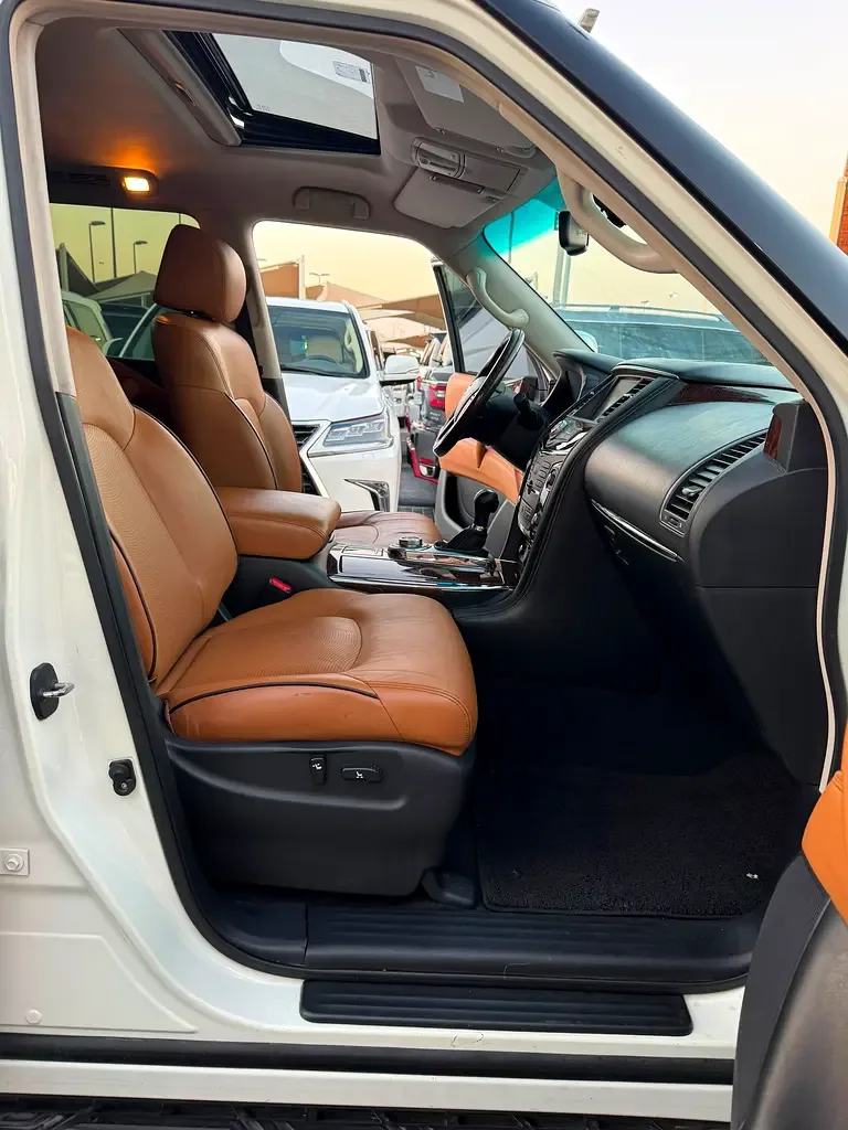 Nissan Patrol 5.6 AT (405 حصان) - 16
