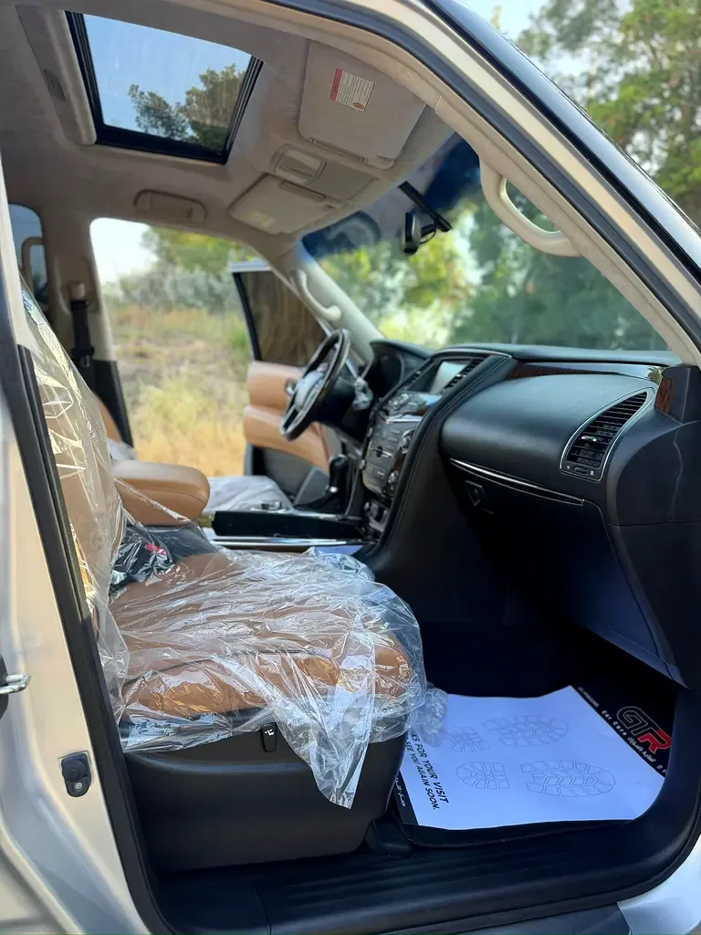 Nissan Patrol 5.6 AT (405 حصان) - 10