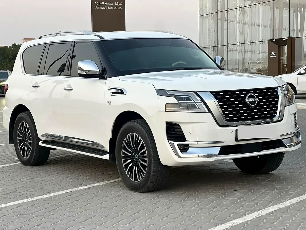 Nissan Patrol 5.6 AT (405 hp)