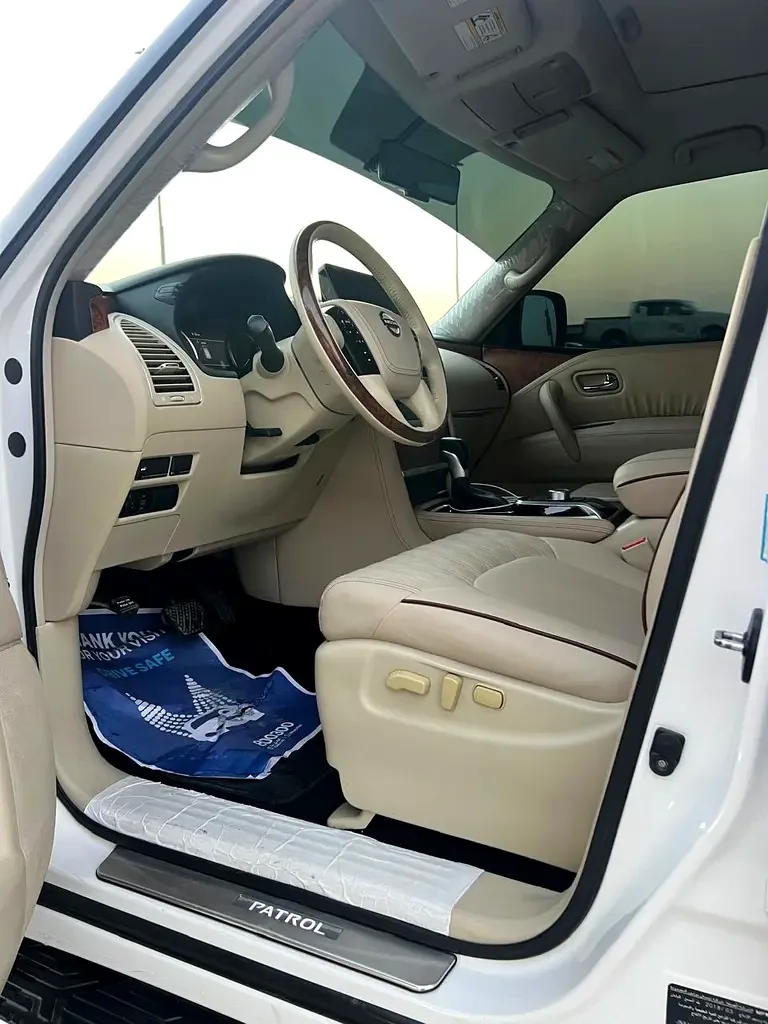 Nissan Patrol 5.6 AT (405 hp) - 10