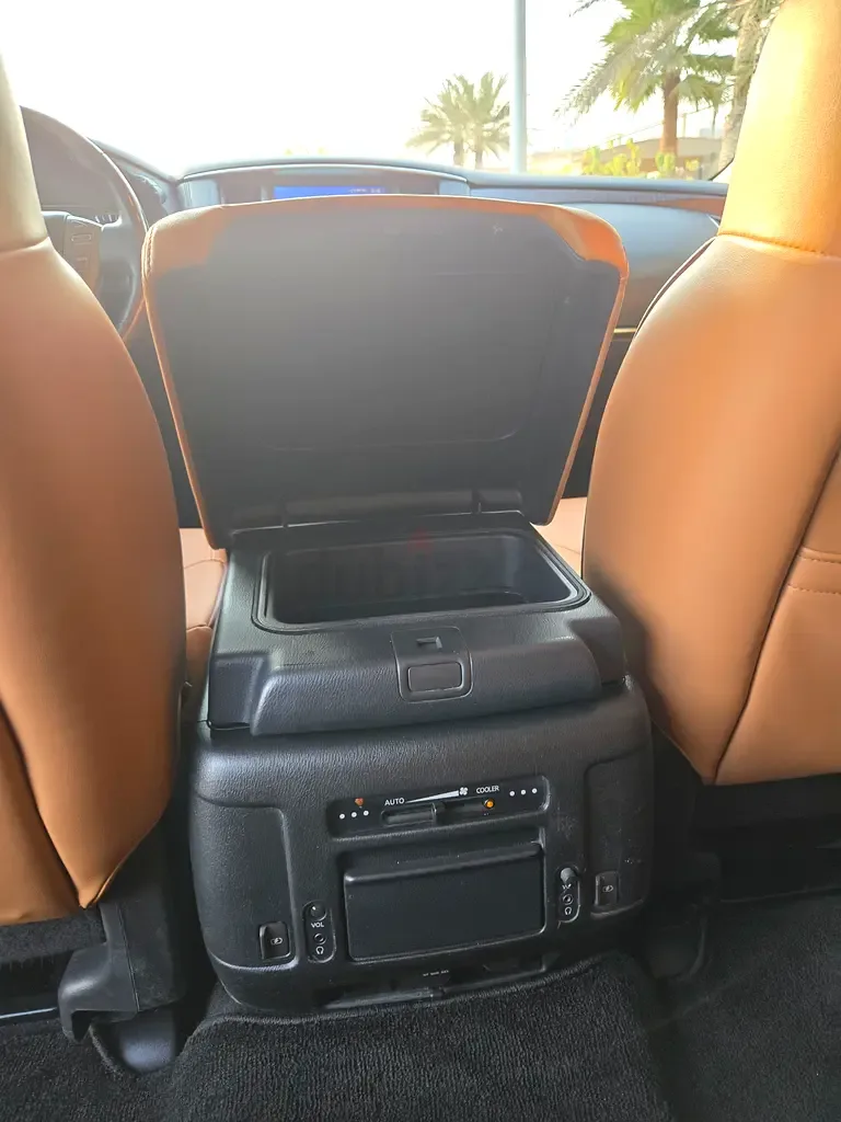 Nissan Patrol 5.6 AT (405 حصان) - 14