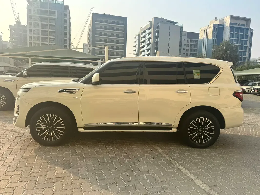 Nissan Patrol 5.6 AT (405 حصان) - 4