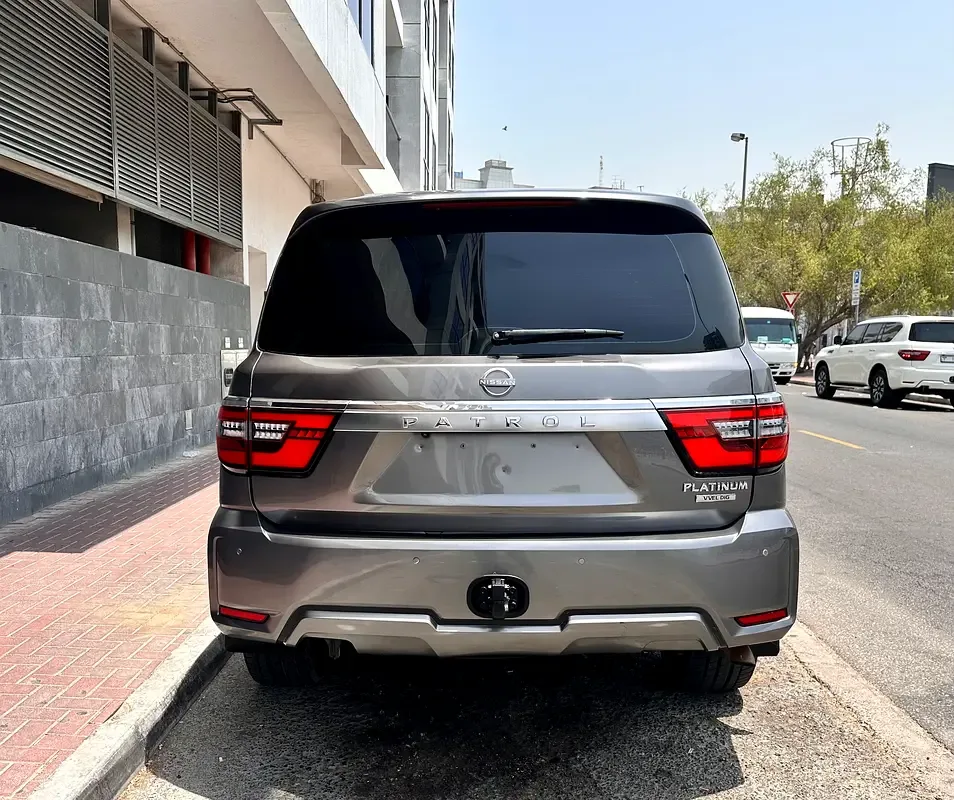 Nissan Patrol 5.6 AT (405 hp) - 6