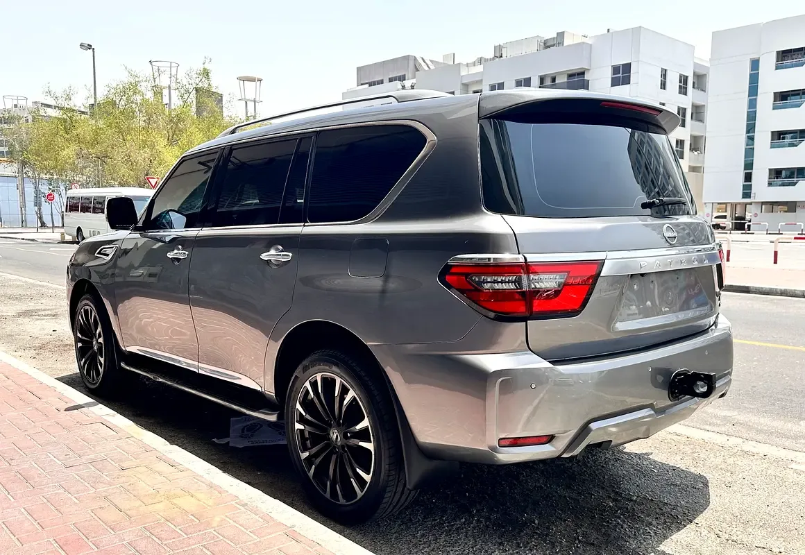 Nissan Patrol 5.6 AT (405 hp) - 7