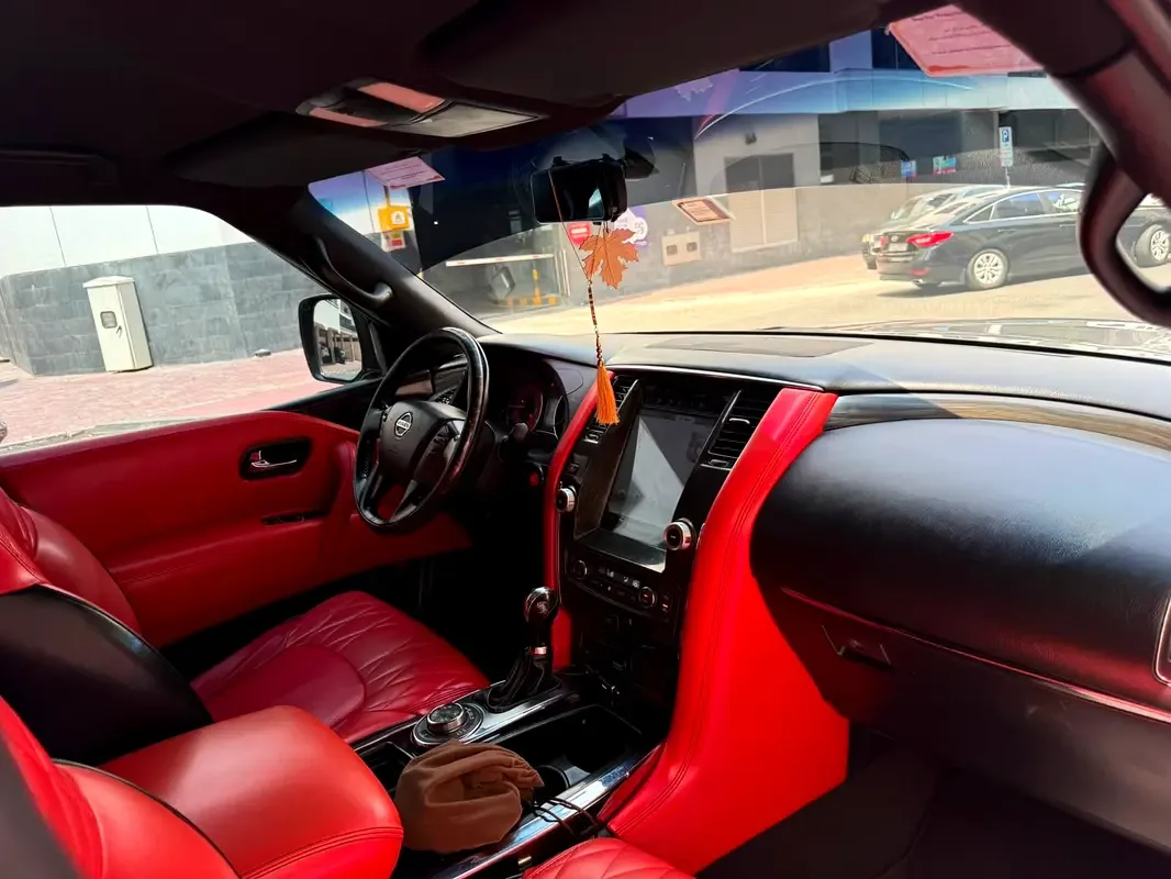 Nissan Patrol 5.6 AT (405 hp) - 13