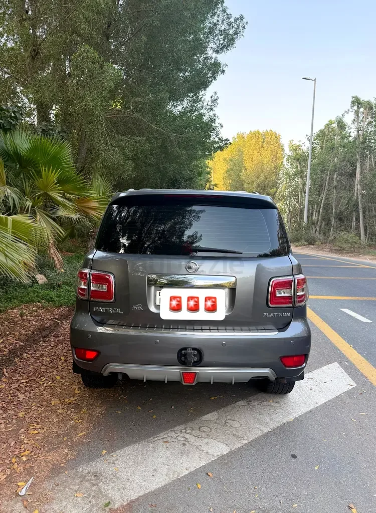 Nissan Patrol 5.6 AT (405 حصان) - 2
