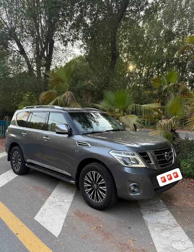 Nissan Patrol 5.6 AT (405 hp)