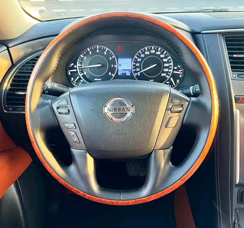 Nissan Patrol 5.6 AT (405 hp) - 12