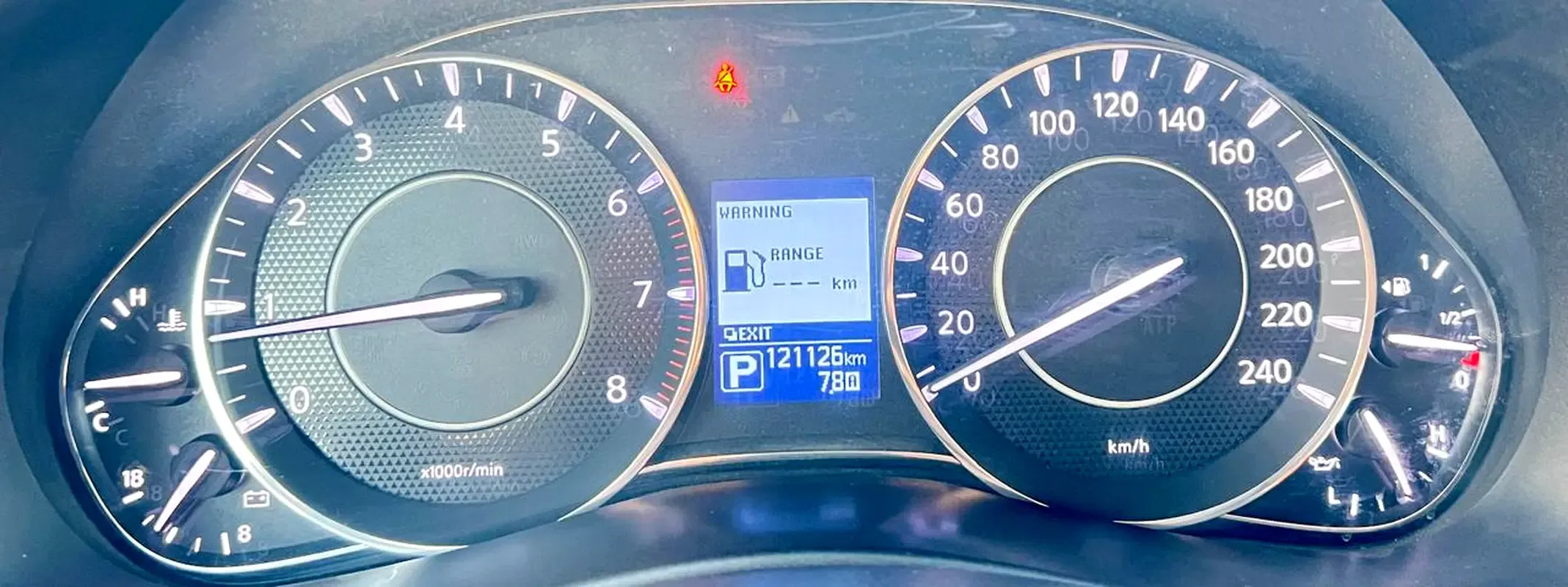 Nissan Patrol 5.6 AT (405 hp) - 14