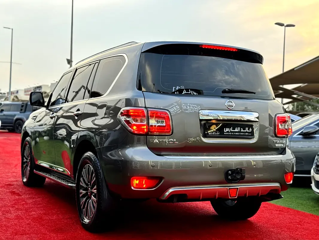 Nissan Patrol 5.6 AT (405 hp) - 9