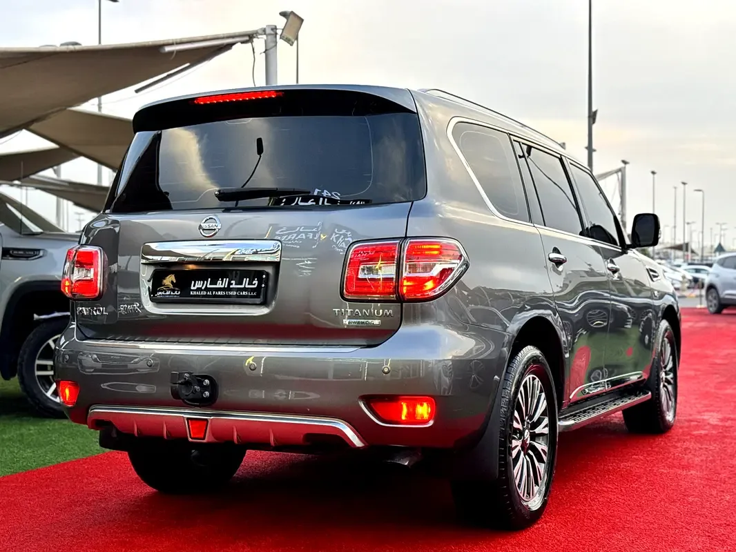 Nissan Patrol 5.6 AT (405 hp) - 8