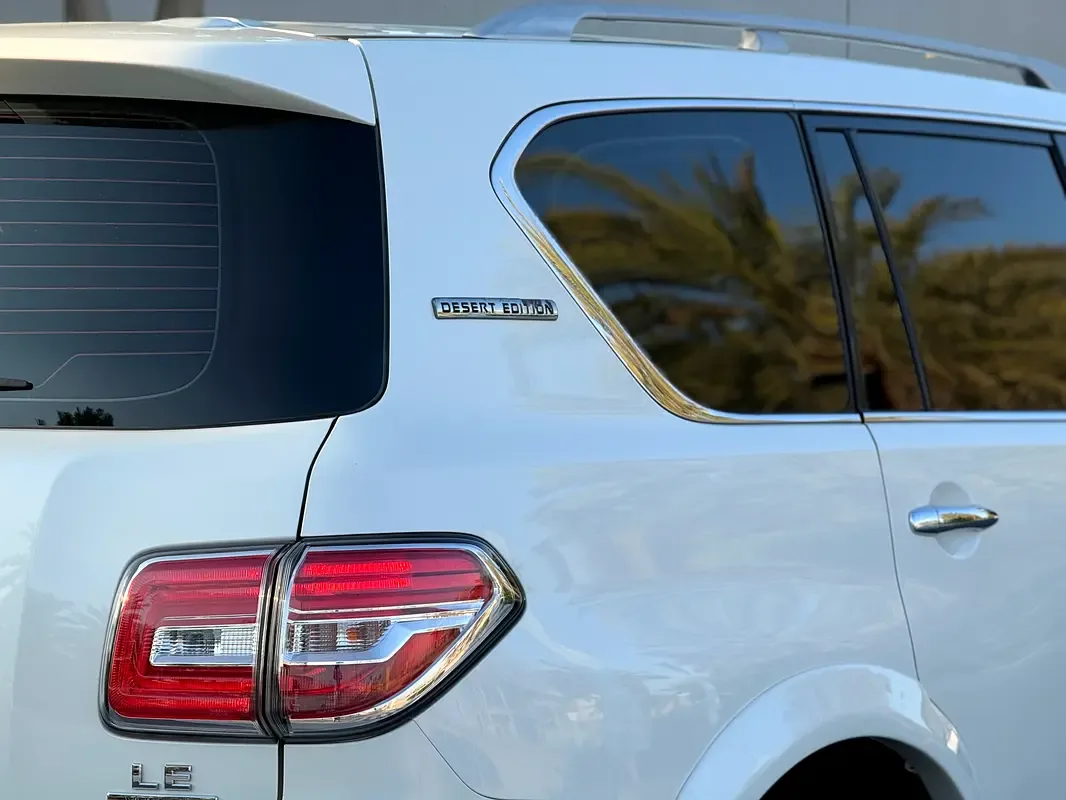 Nissan Patrol 5.6 AT (405 hp) - 6
