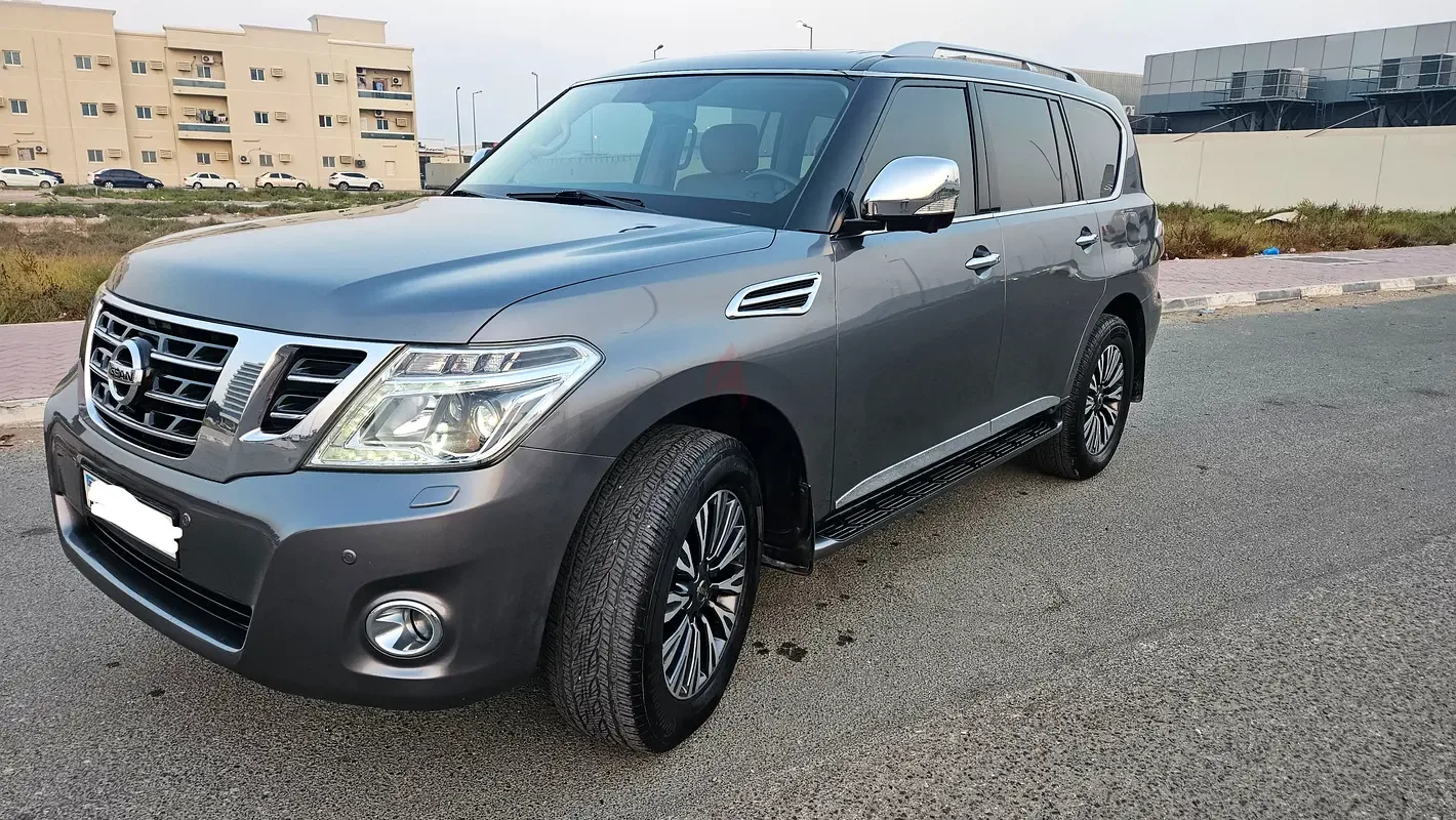 Nissan Patrol 5.6 AT (405 hp)