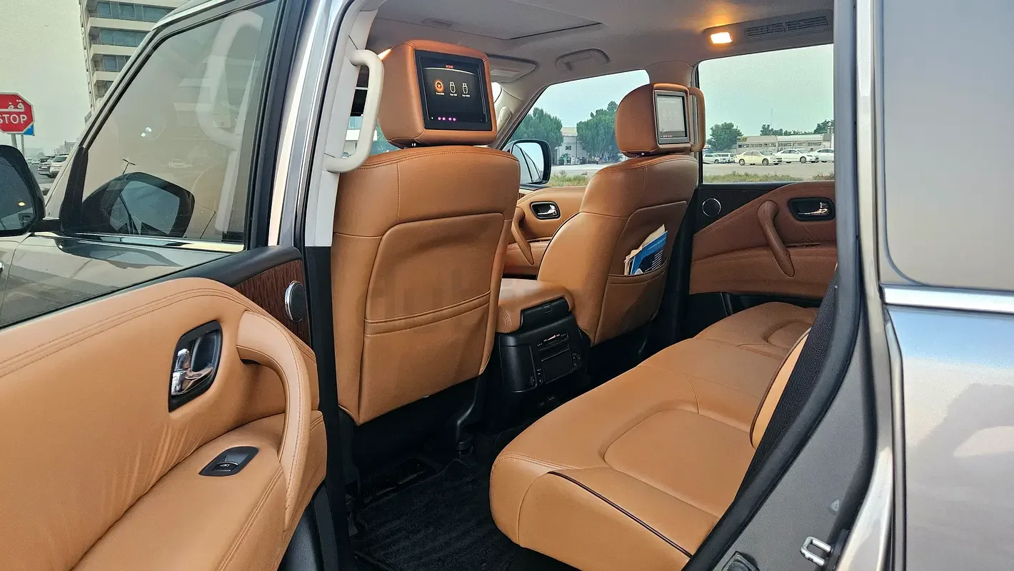Nissan Patrol 5.6 AT (405 hp) - 9