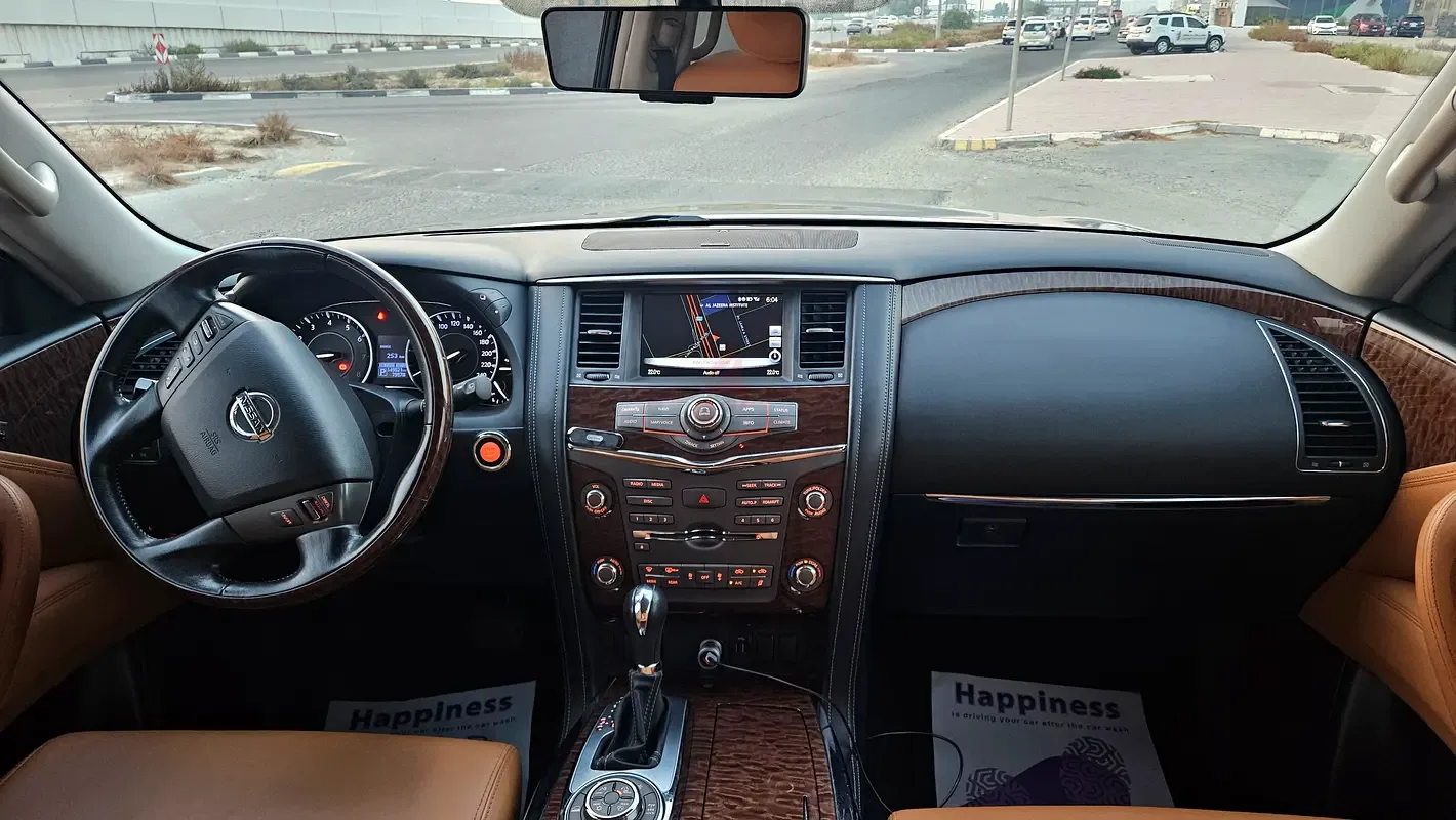 Nissan Patrol 5.6 AT (405 hp) - 10