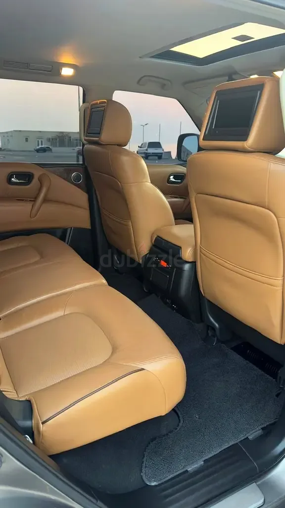 Nissan Patrol 5.6 AT (405 hp) - 5