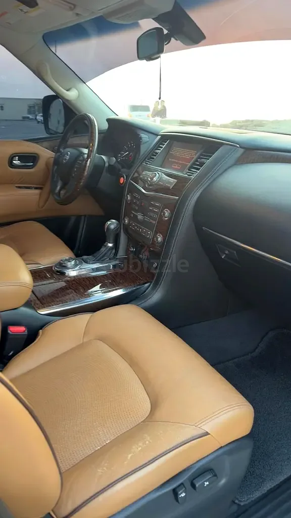 Nissan Patrol 5.6 AT (405 hp) - 6