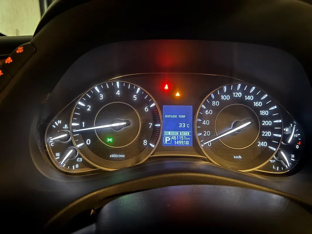 Nissan Patrol 5.6 AT (405 hp) - 11