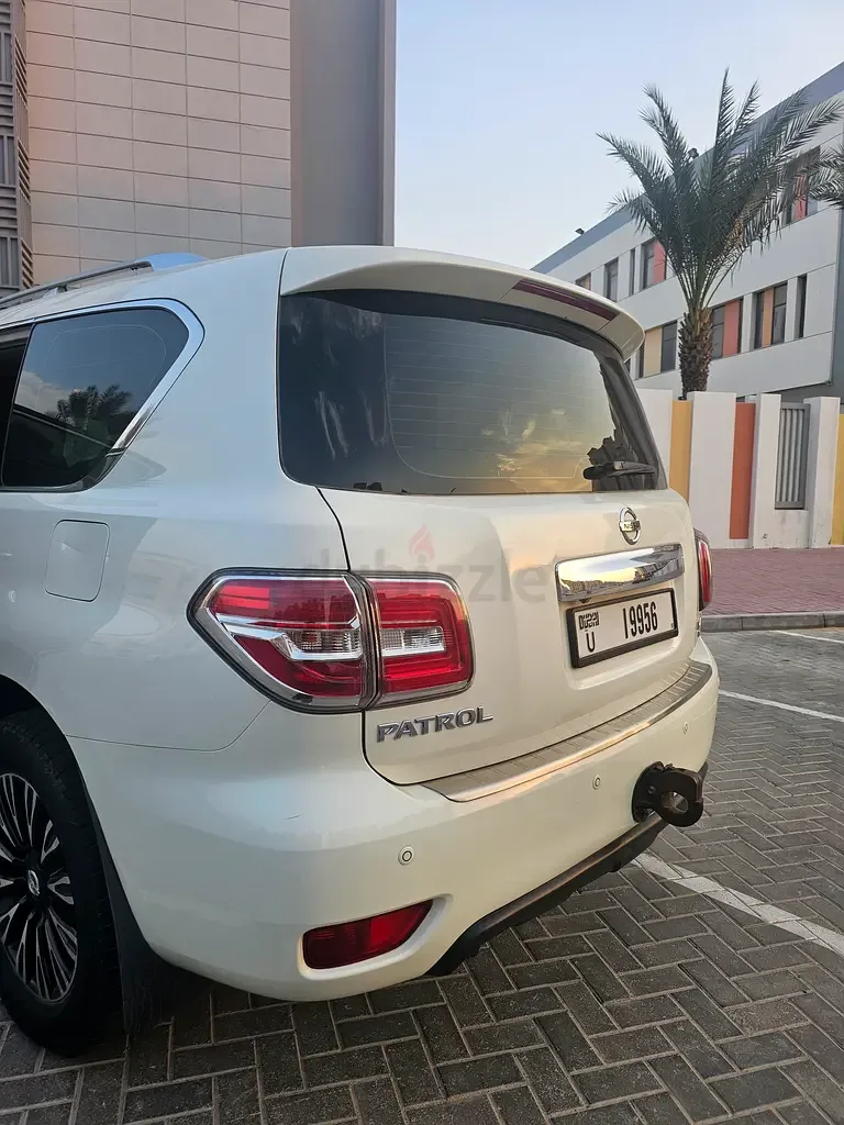 Nissan Patrol 5.6 AT (405 hp) - 2
