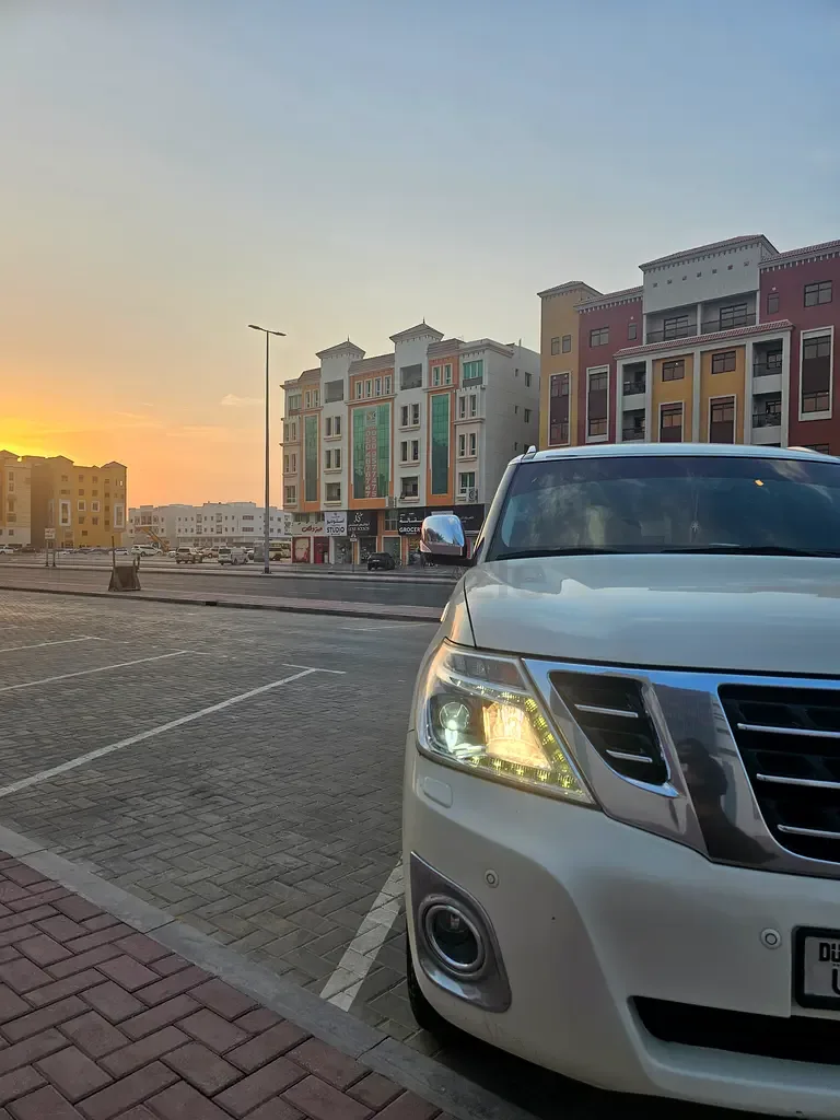 Nissan Patrol 5.6 AT (405 hp) - 6