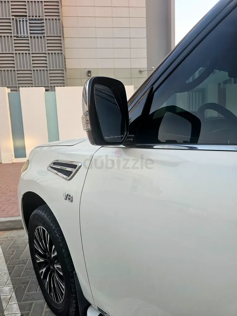 Nissan Patrol 5.6 AT (405 hp) - 5