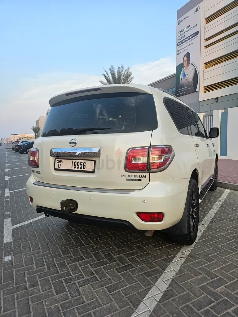 Nissan Patrol 5.6 AT (405 hp) - 9