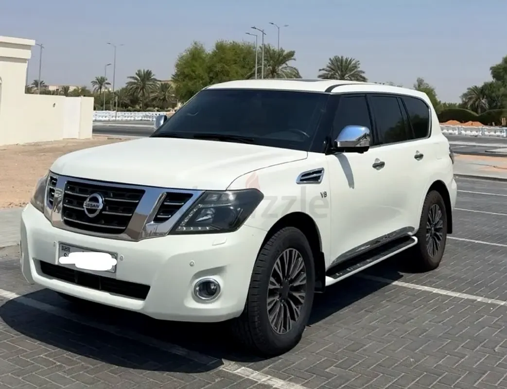 Nissan Patrol 5.6 AT (405 hp) - 3