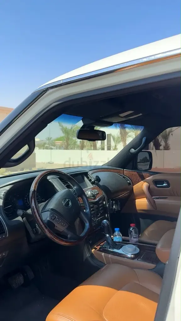 Nissan Patrol 5.6 AT (405 hp) - 4