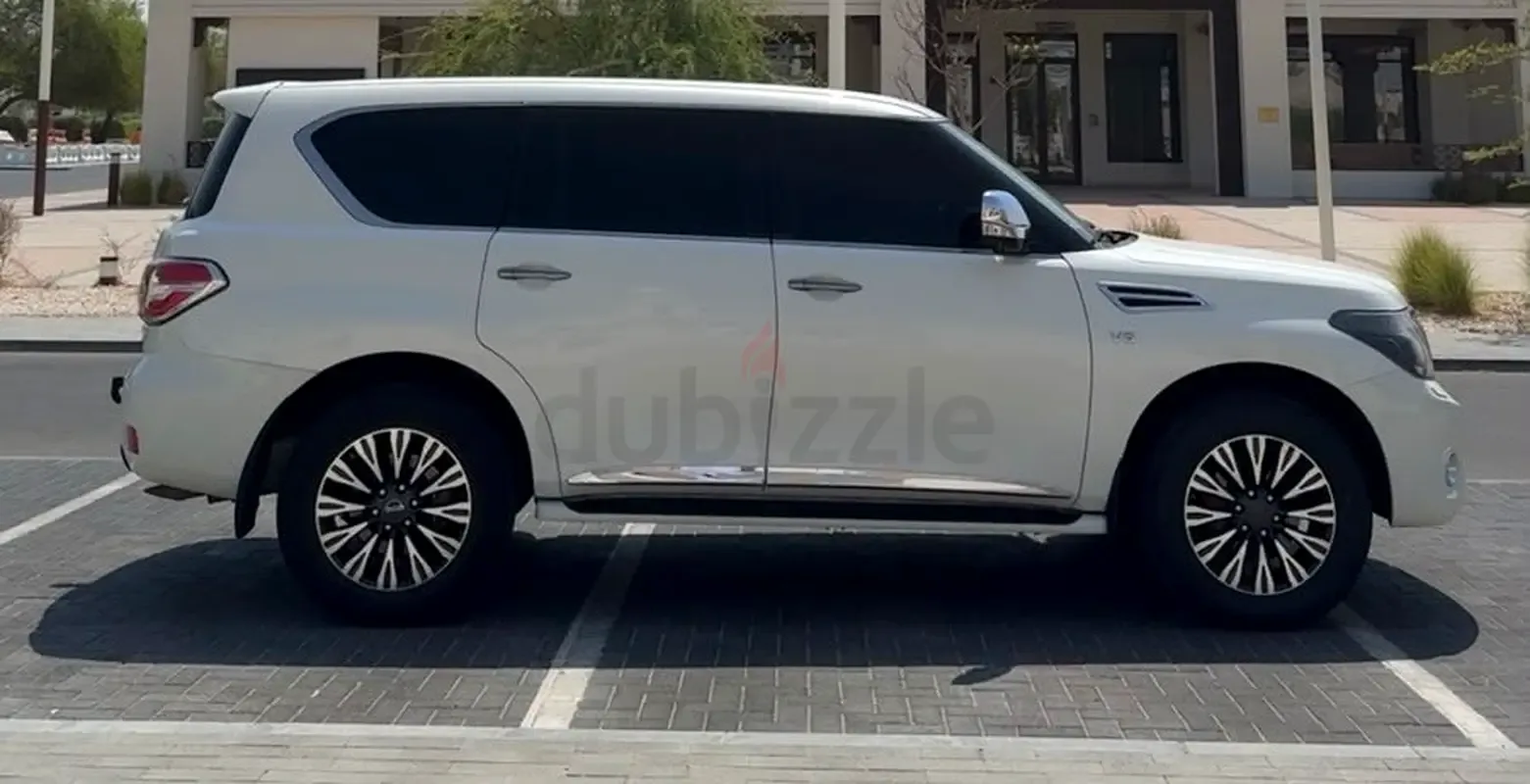 Nissan Patrol 5.6 AT (405 hp) - 6