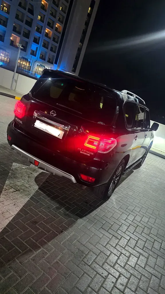 Nissan Patrol 5.6 AT (405 hp) - 2