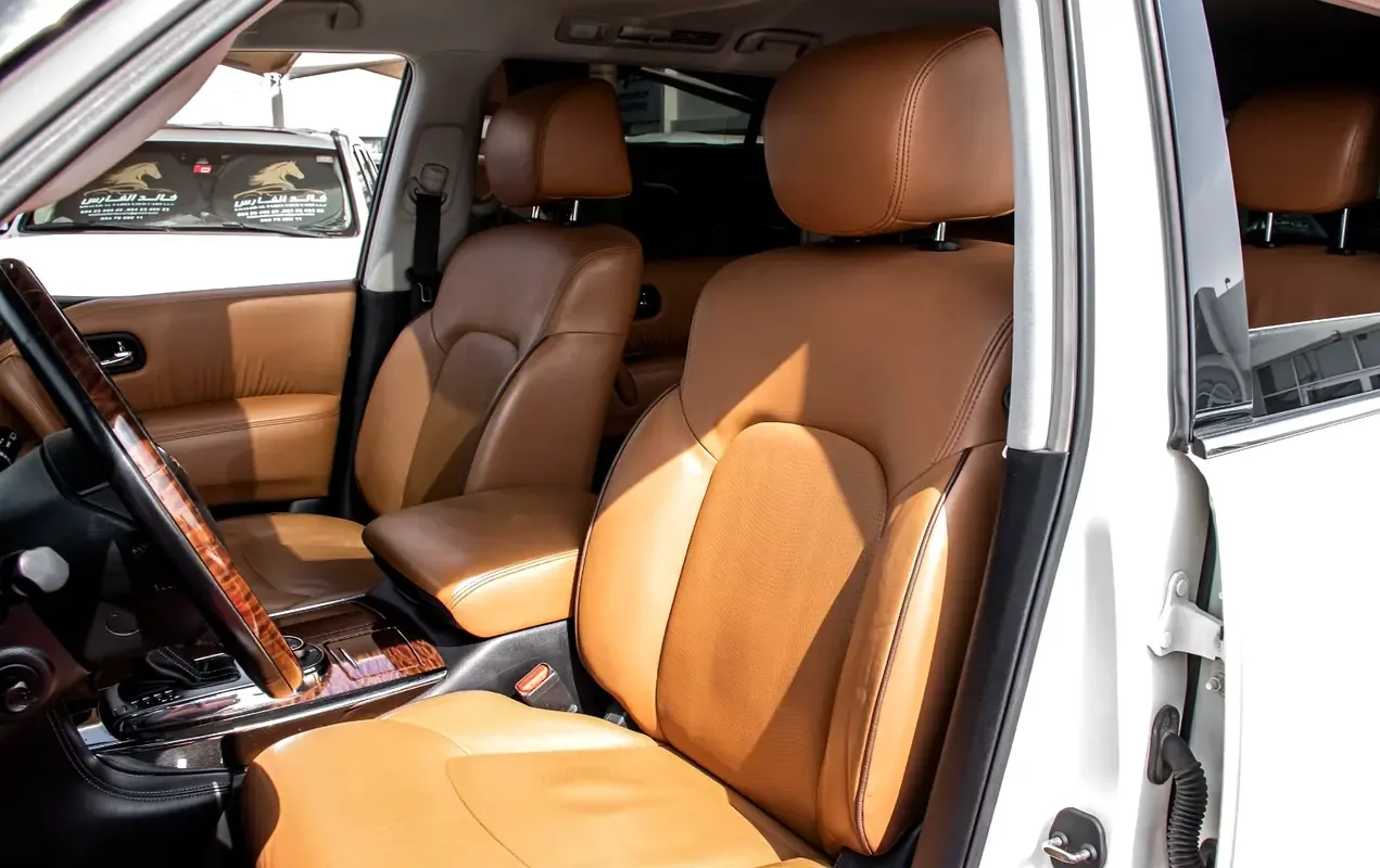 Nissan Patrol 5.6 AT (405 hp) - 11