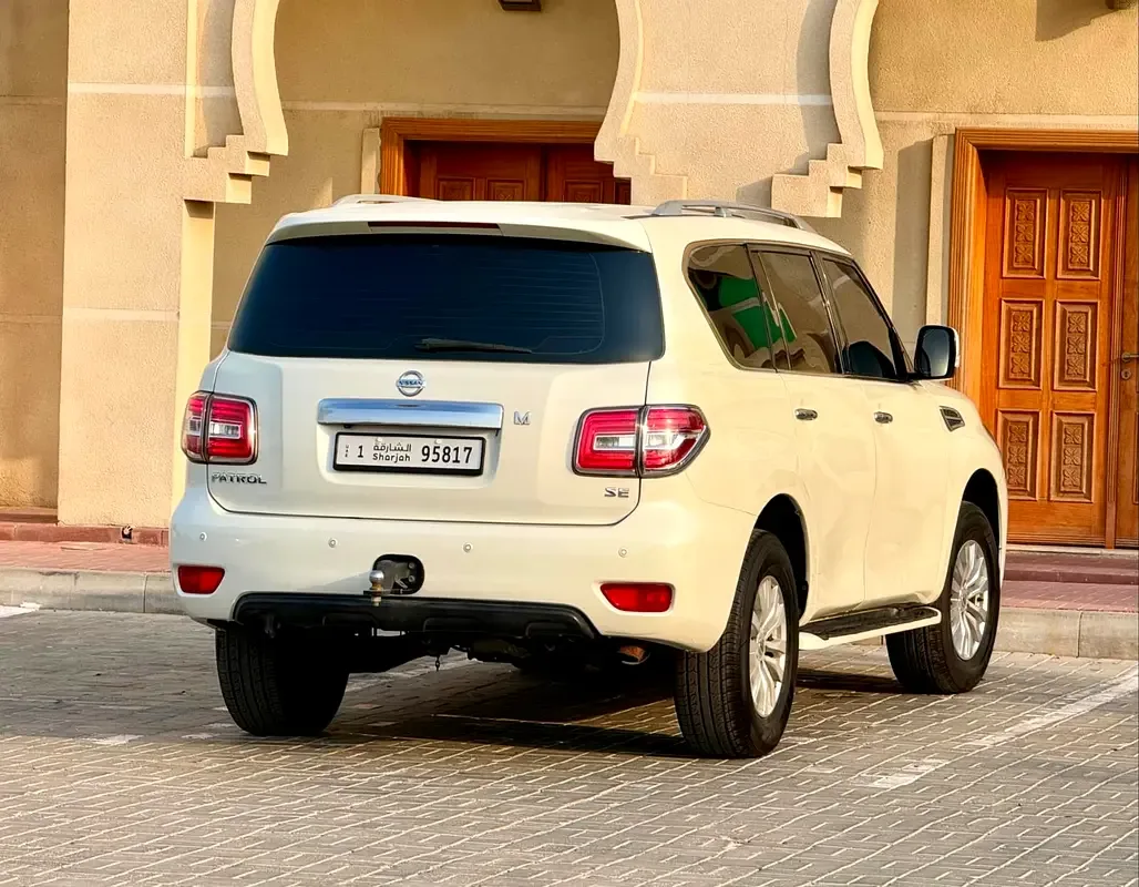 Nissan Patrol 5.6 AT (405 hp) - 6
