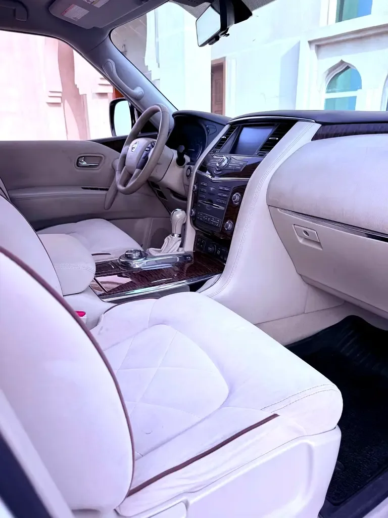 Nissan Patrol 5.6 AT (405 hp) - 8