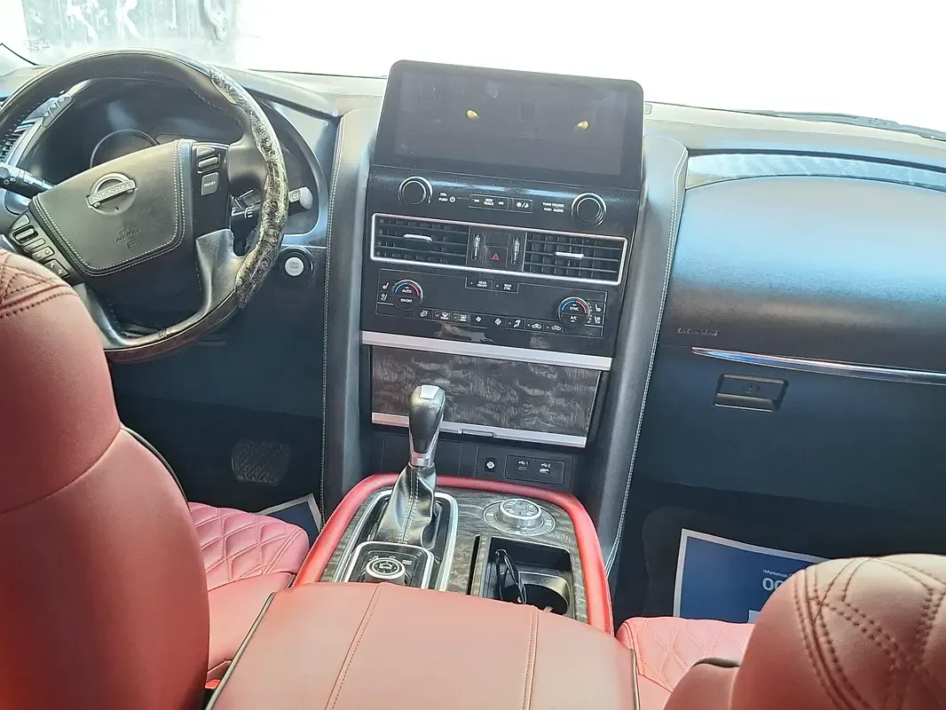 Nissan Patrol 5.6 AT (405 hp) - 3
