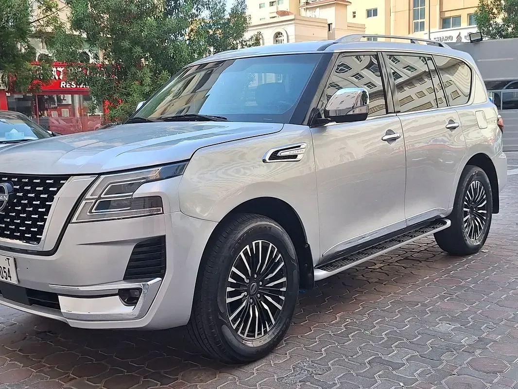 Nissan Patrol 5.6 AT (405 hp) - 10