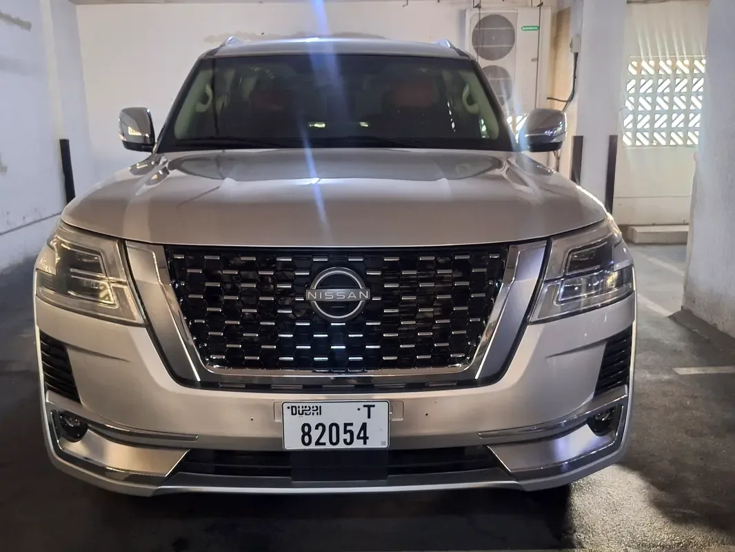 Nissan Patrol 5.6 AT (405 hp) - 11