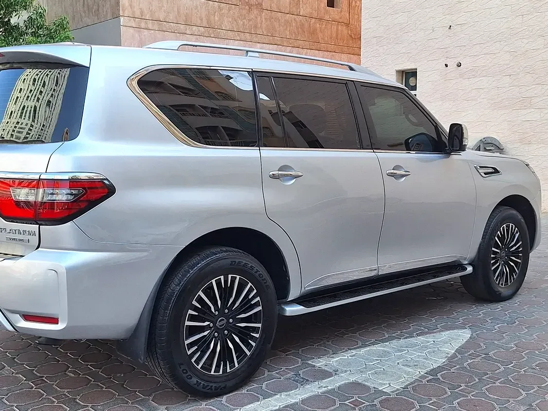 Nissan Patrol 5.6 AT (405 hp) - 15