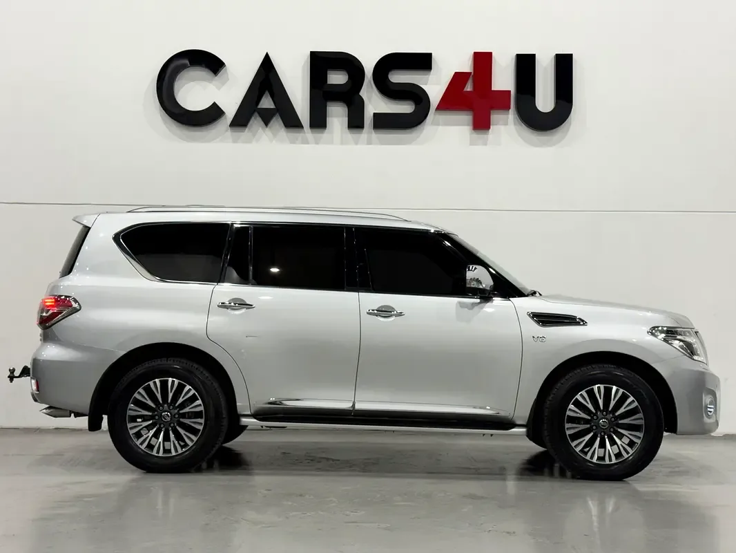 Nissan Patrol 5.6 AT (405 hp) - 4